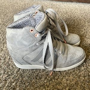 Adidas wedge sneakers rare hardly worn still practically like new women’s size 6